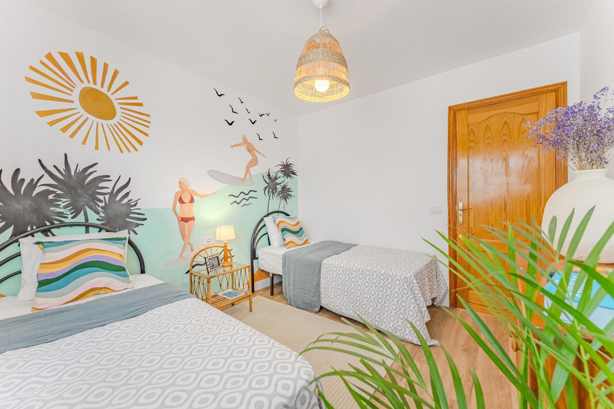 Ocean Front Spacious Family Puerto de Santiago (Tenerife)